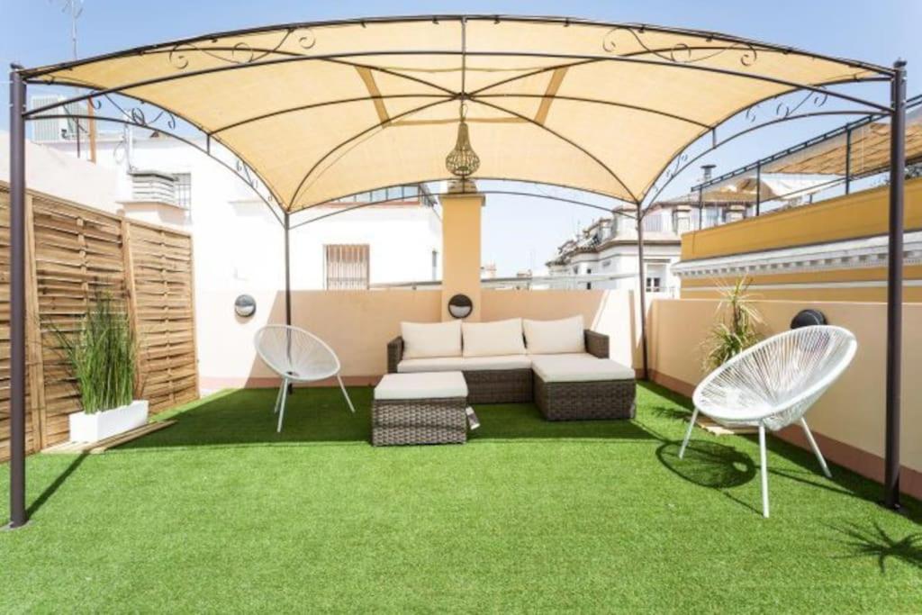 Ferienwohnung Esse Atico. Precioso Atico Con Terraza En Pleno Centro Sevilla Exterior foto