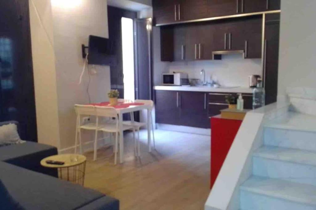 Ferienwohnung Esse Atico. Precioso Atico Con Terraza En Pleno Centro Sevilla Exterior foto